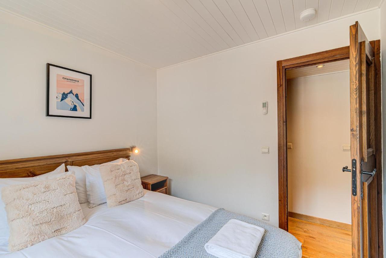 Apartment Les Drus - Alpes Travel - Chamonix - Sleeps 6 Exterior foto